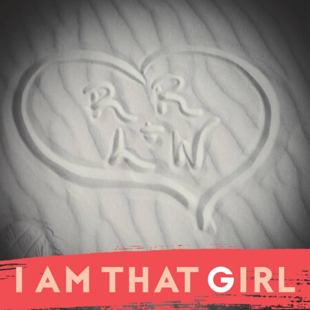 Meet your Posher, Leigh